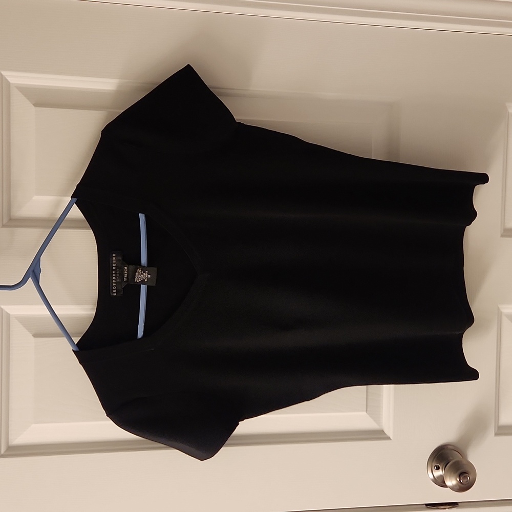 Geoffrey Beene Sport knit top.